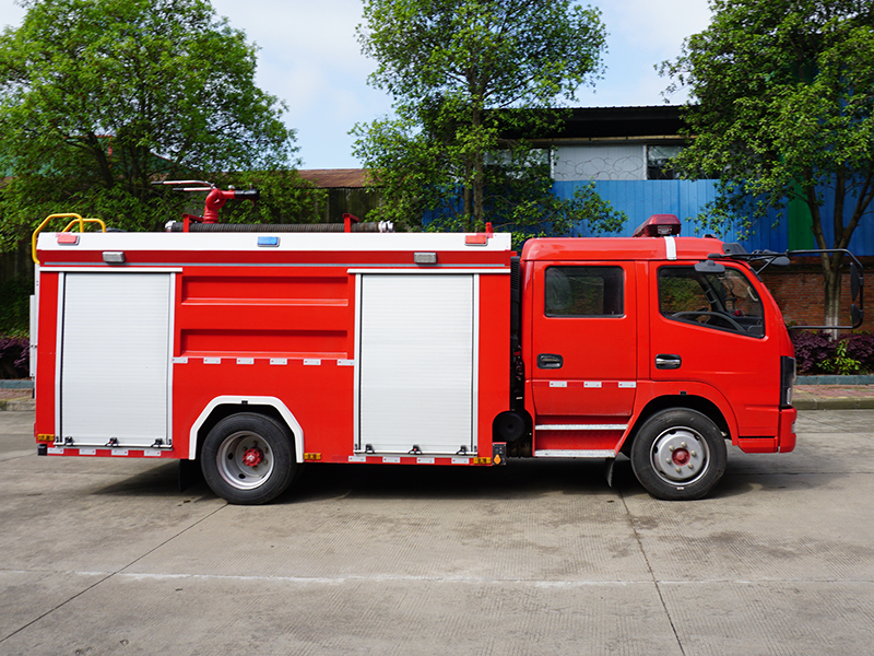 中潔牌XZL5110GXFSG50/E6水罐消防車